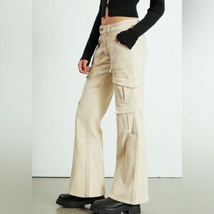 Pacsun Low Rise Beige Cargo Pants
